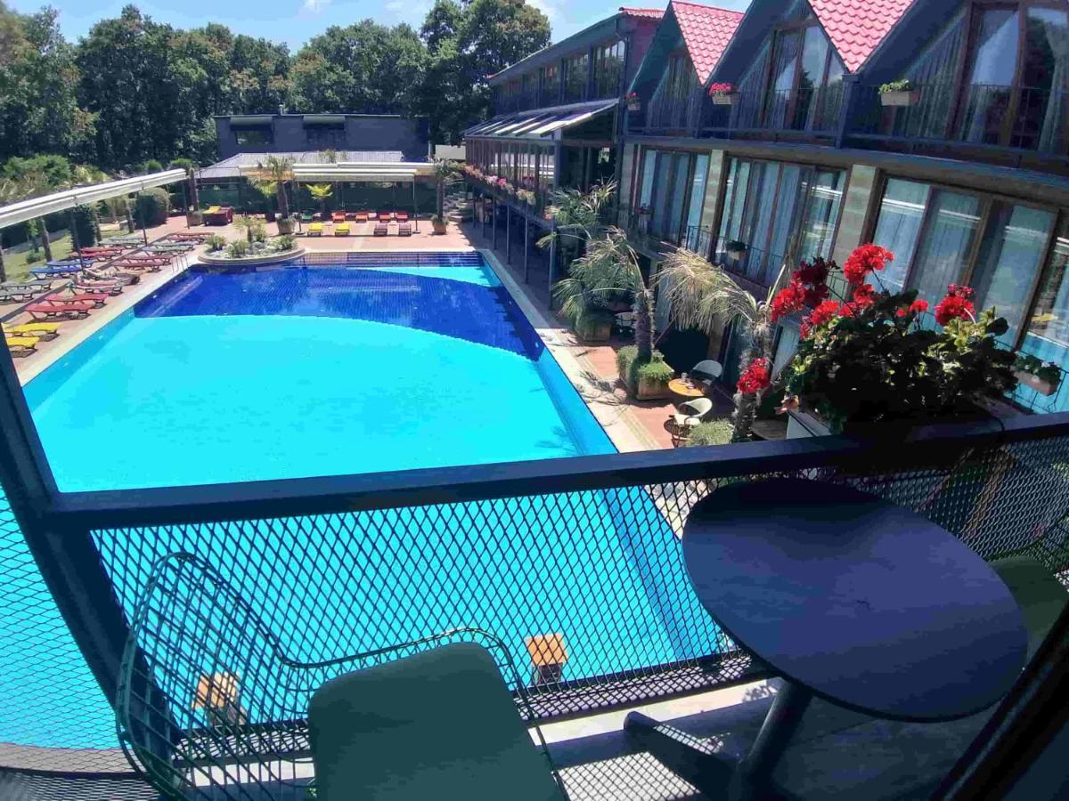 Green House Garden Park Hotel Cumhuriyet Bagian luar foto