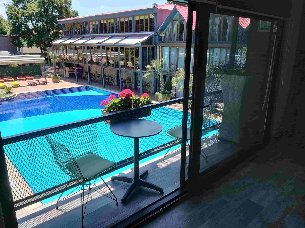 Green House Garden Park Hotel Cumhuriyet Bagian luar foto
