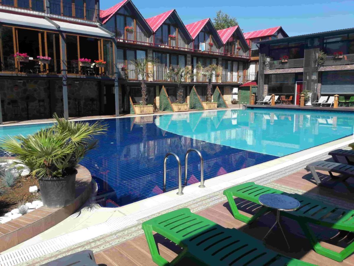 Green House Garden Park Hotel Cumhuriyet Bagian luar foto